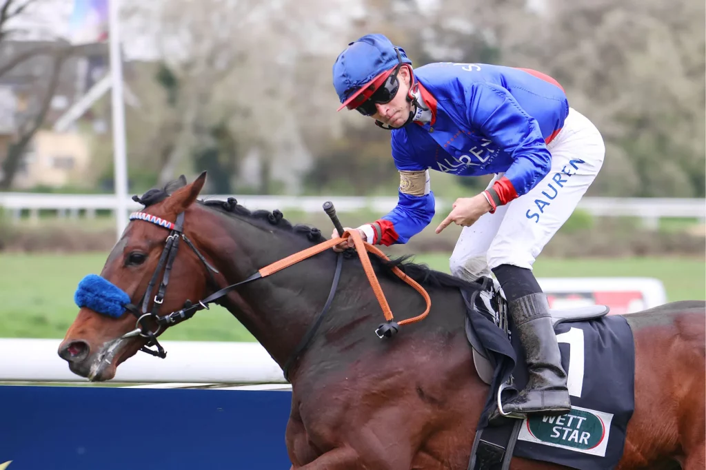 Assistent ( Thore Hammer-Hansen )