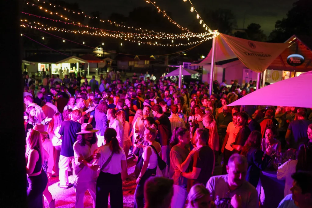 After-Race-Party-0924_copyright-sabine